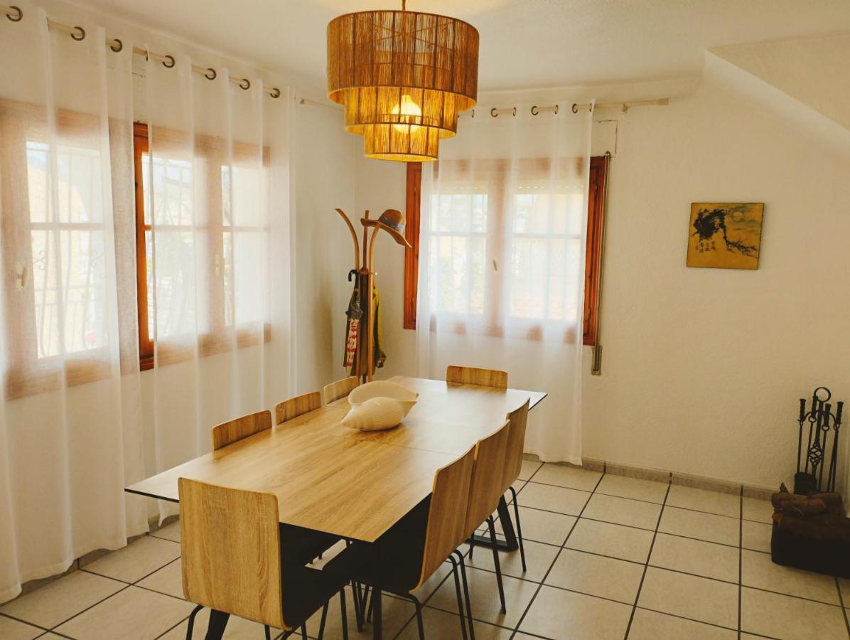 Residencia Tortuga Mora Apartment Calabardina Exterior photo